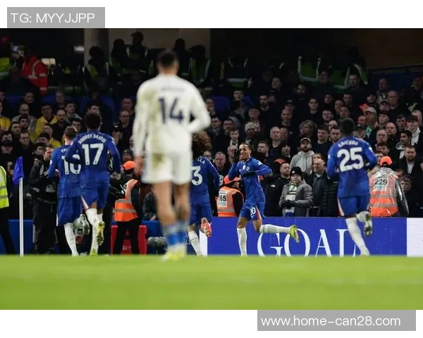 利兹联与狠队激战正酣谁能在这场较量中笑到最后